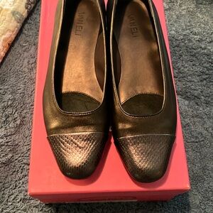 Vaneli Women's Shoes - Bronze